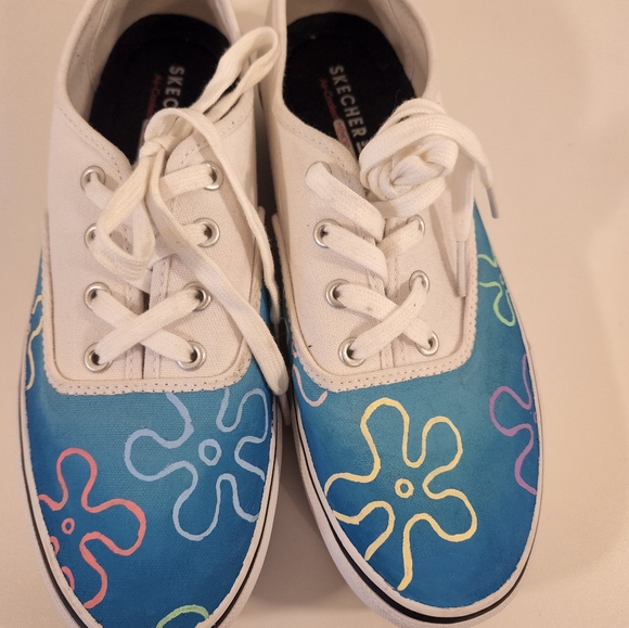 Custom Painted sketchers Los Angeles. Spongebob. Size 9. Plankton. Lace up - Picture 3 of 8